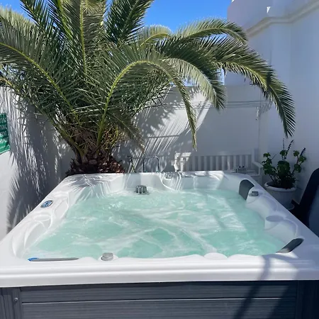 Casa Cecilia Villa La Oliva