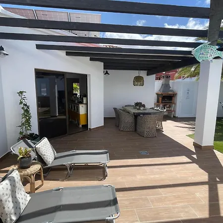 Casa Cecilia Villa La Oliva